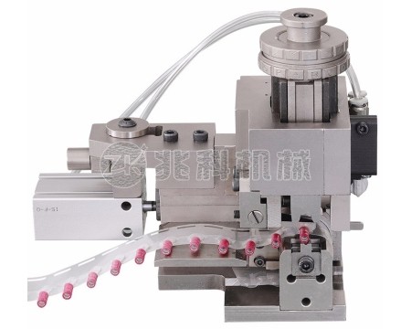 薄膜料带绝缘端子卷料送料模具