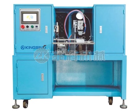 英国插头保险丝盖板组装机